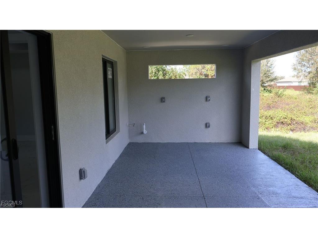 426 Picturesque Avenue Lehigh Acres FL 33974 2025022663 image44