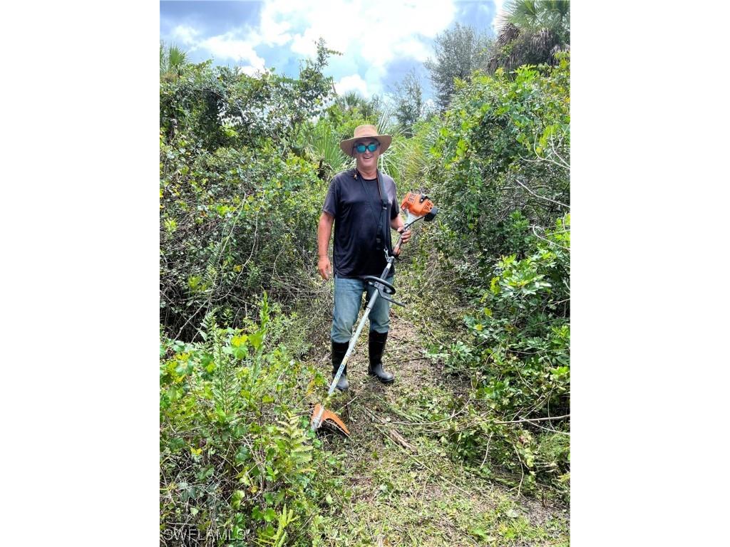 4260 22nd Avenue SE Naples FL 34117 223031405 image1