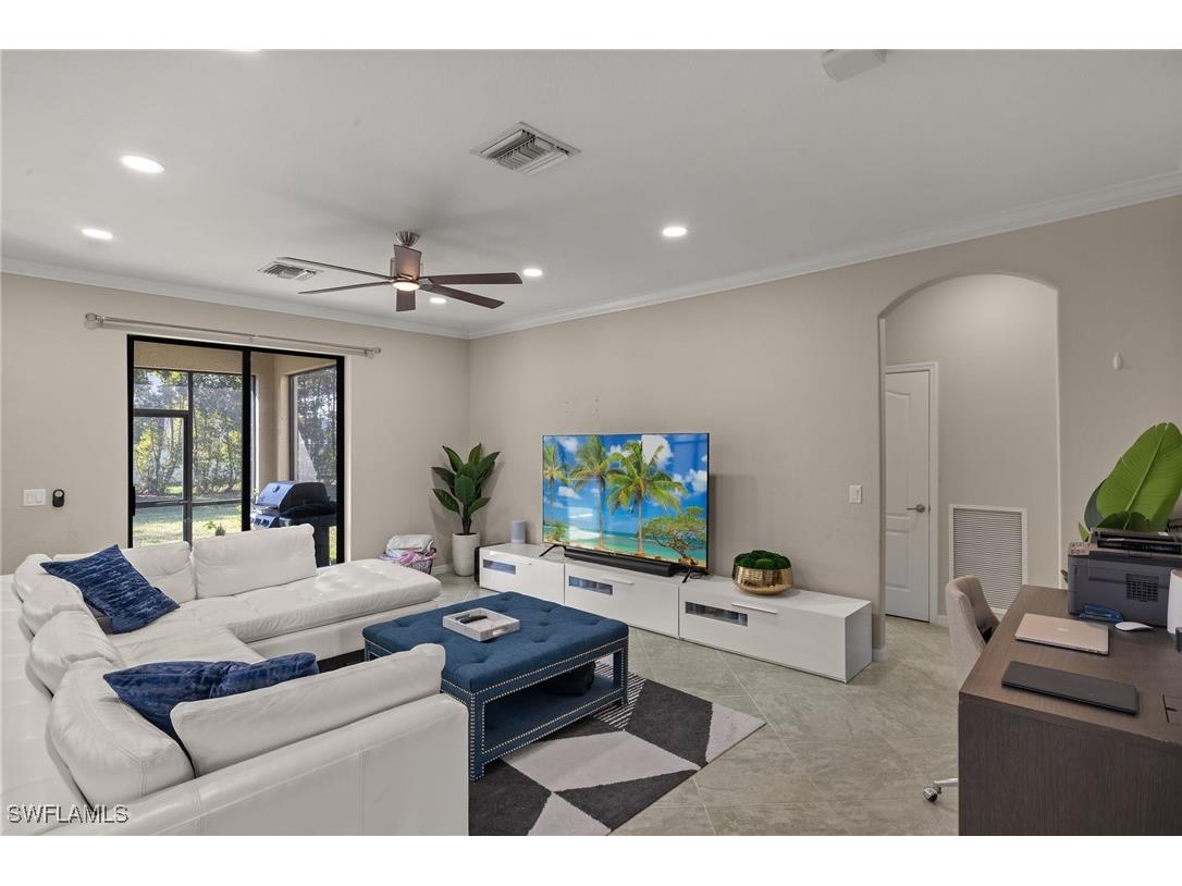 4260 Raffia Palm Circle Naples FL 34119 225085049 image2