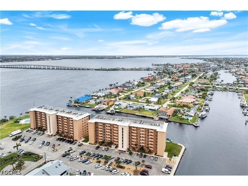 4260 SE 20th Place #206 Cape Coral FL 33904 2026021328 image1