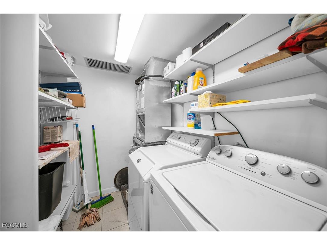 4260 SE 20th Place #401 Cape Coral FL 33904 2025002896 image16