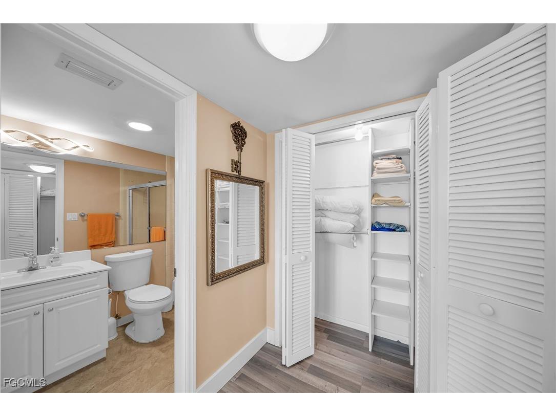 4260 SE 20th Place #401 Cape Coral FL 33904 2025002896 image21