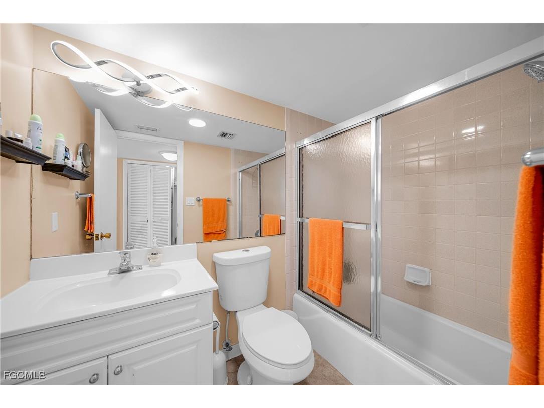 4260 SE 20th Place #401 Cape Coral FL 33904 2025002896 image22