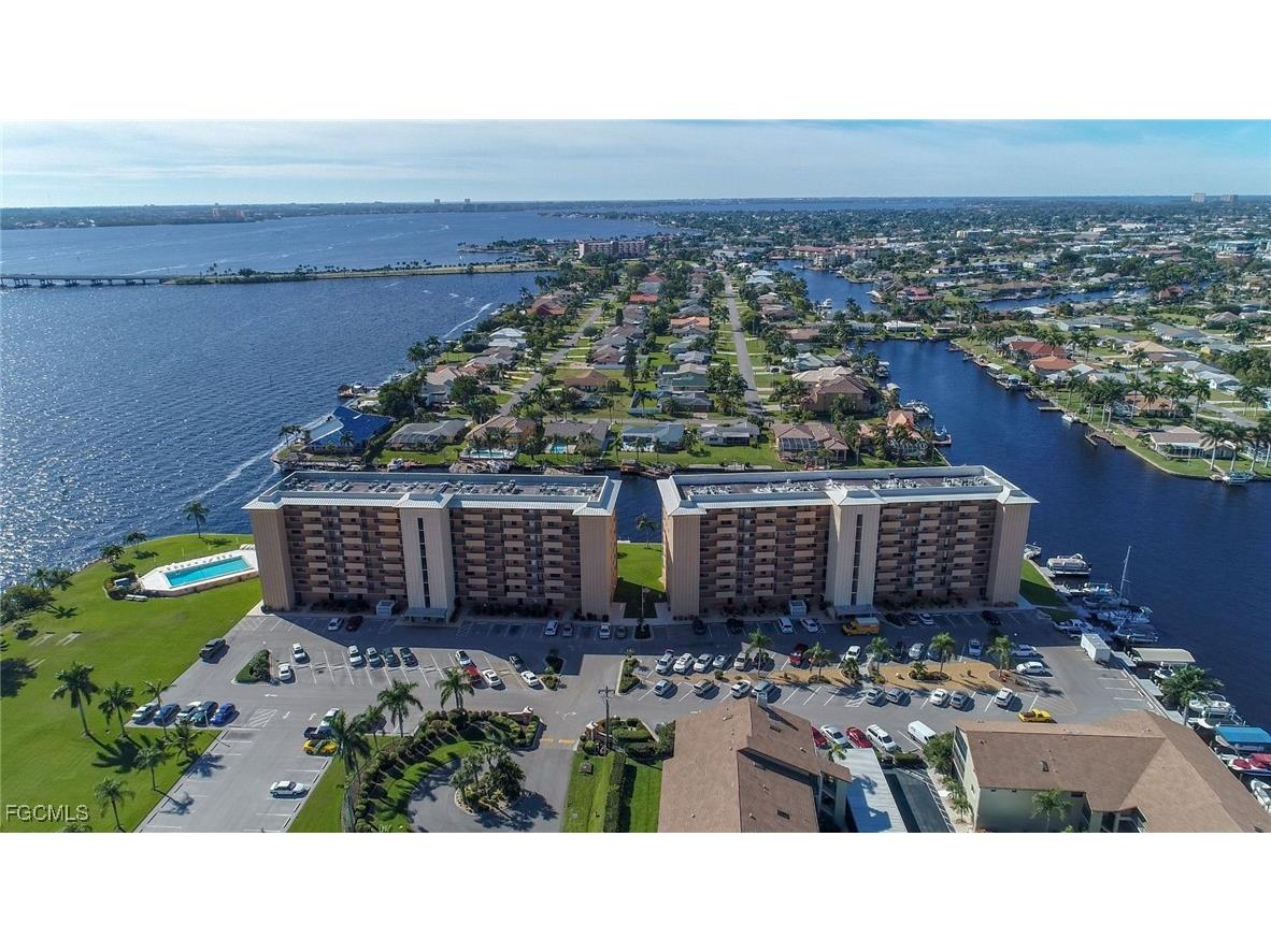 4260 SE 20th Place #404 Cape Coral FL 33904 2025007845 image1