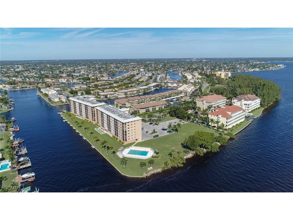 4260 SE 20th Place #404 Cape Coral FL 33904 2025007845 image3