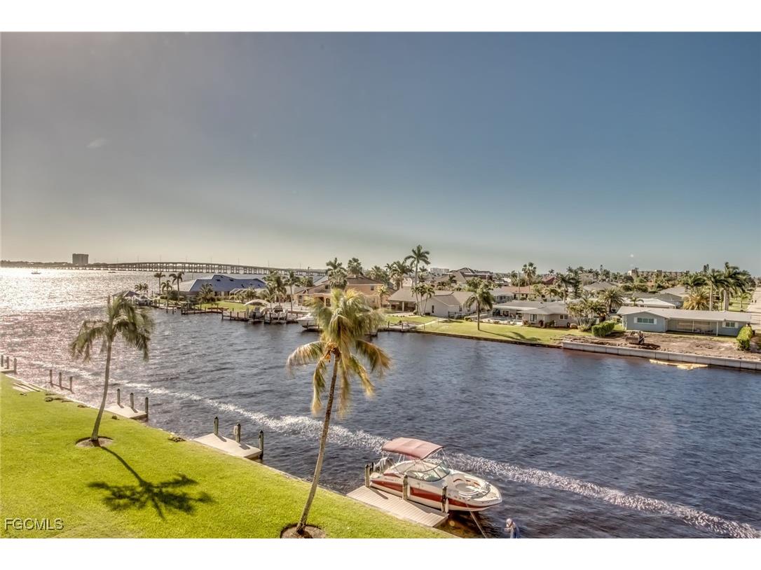 4260 SE 20th Place #404 Cape Coral FL 33904 2025007845 image6