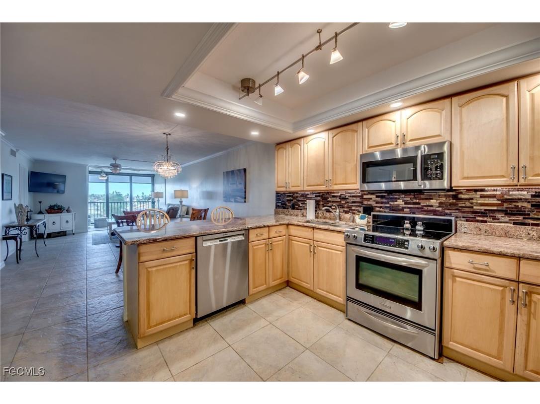 4260 SE 20th Place #404 Cape Coral FL 33904 2025007845 image8