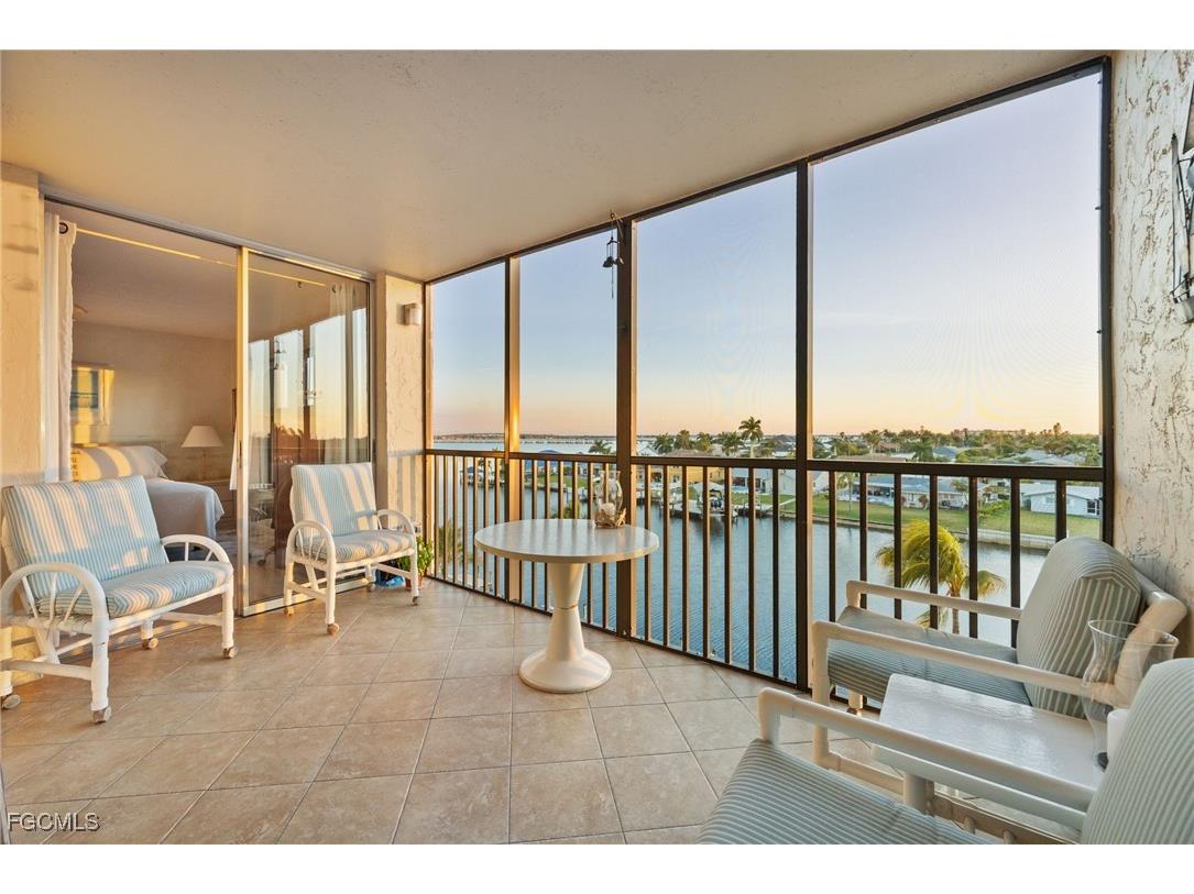 4260 SE 20th Place #502 Cape Coral FL 33904 2026006291 image1