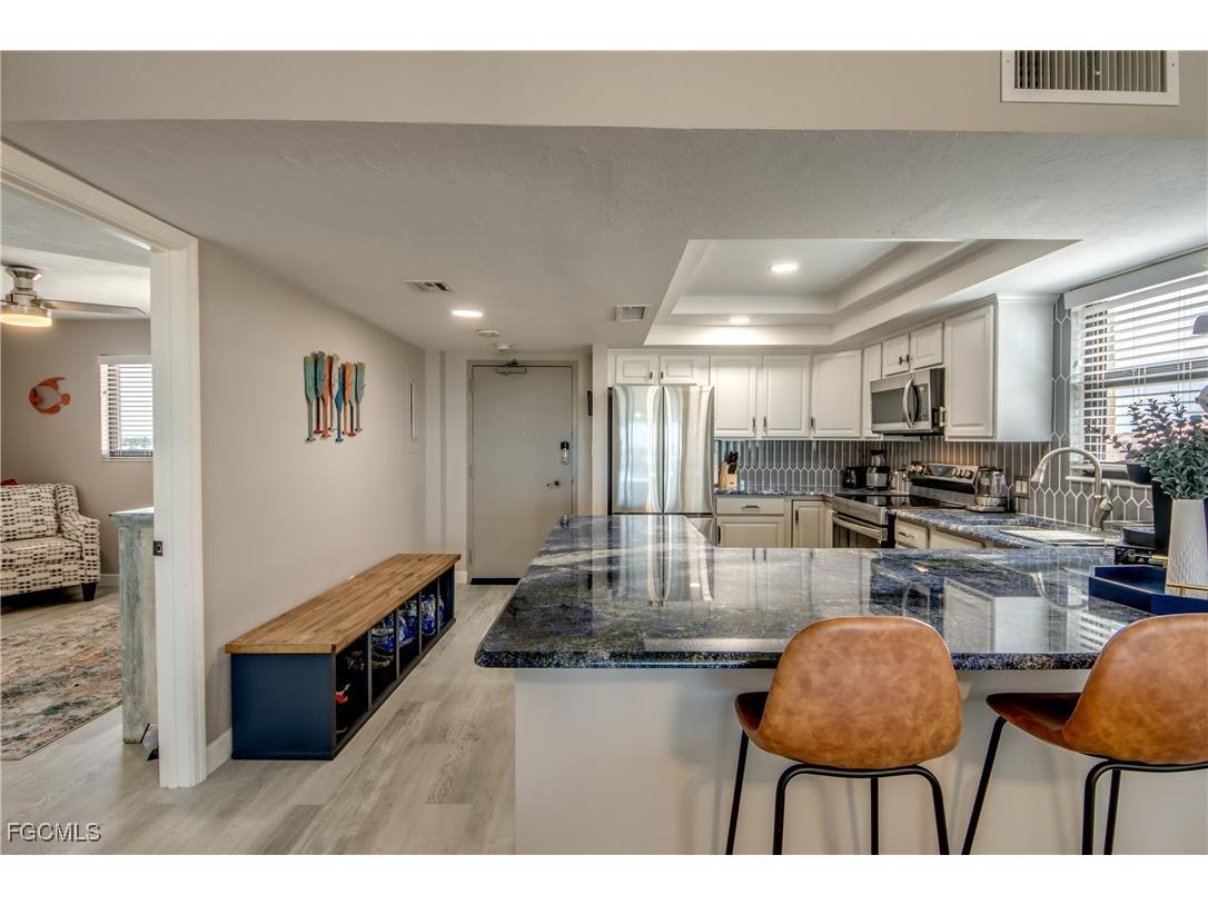 4260 SE 20th Place #701 Cape Coral FL 33904 2025006835 image12