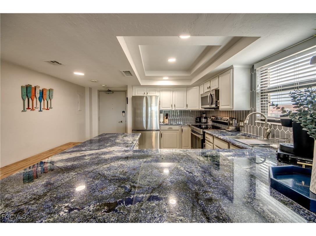4260 SE 20th Place #701 Cape Coral FL 33904 2025006835 image13