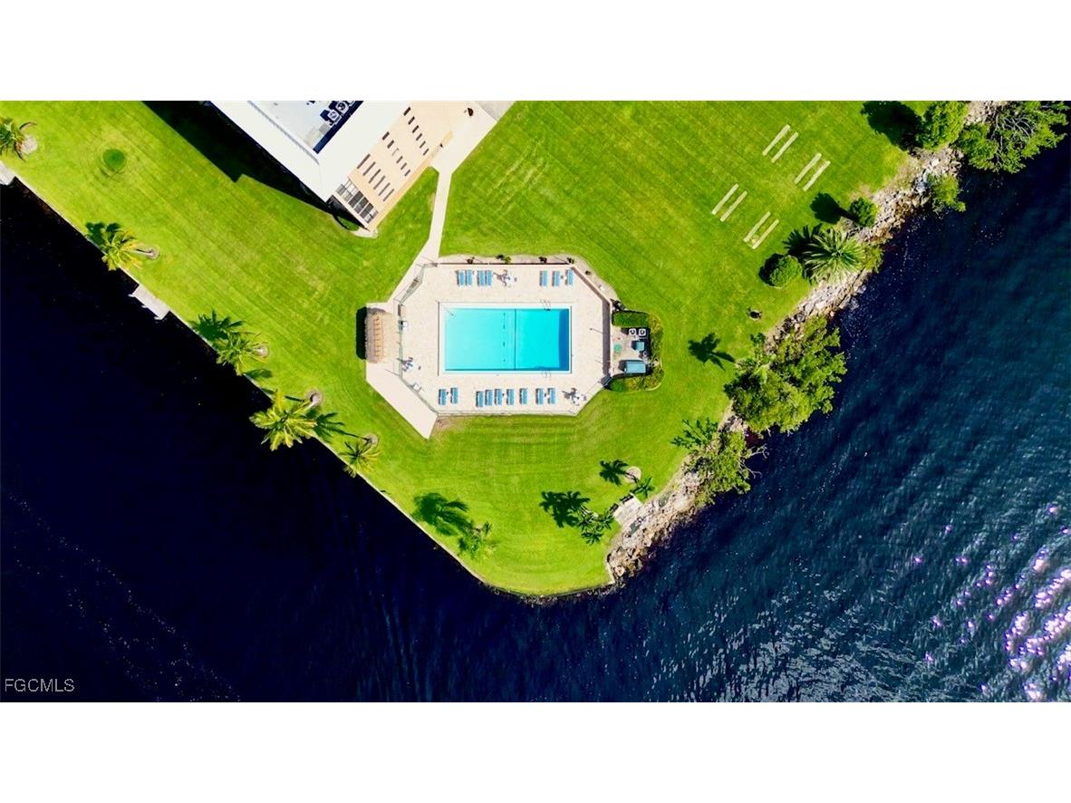 4260 SE 20th Place #701 Cape Coral FL 33904 2025006835 image43