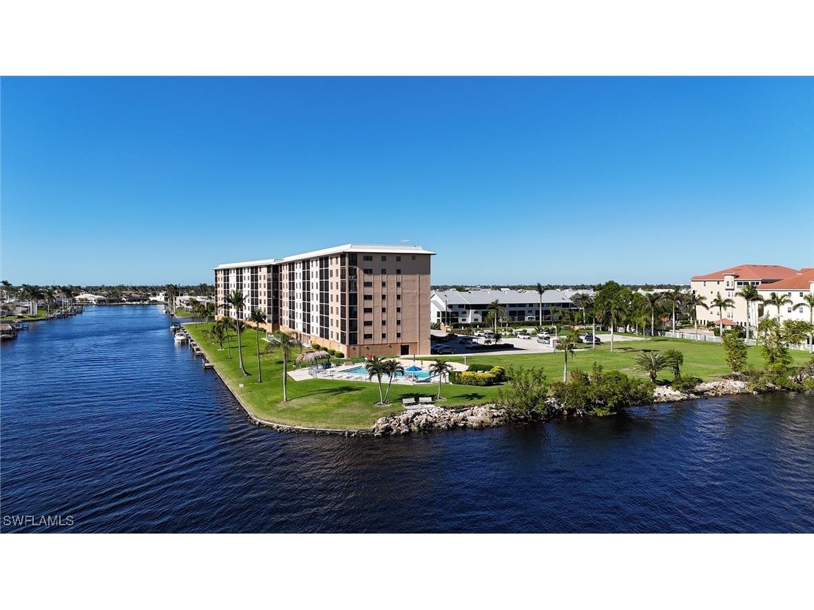 4260 SE 20th Place #801 Cape Coral FL 33904 225040981 image1