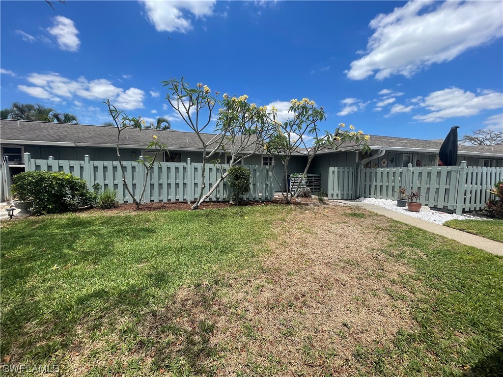 4261 Island Circle #6 Fort Myers FL 33919 223029823 image1