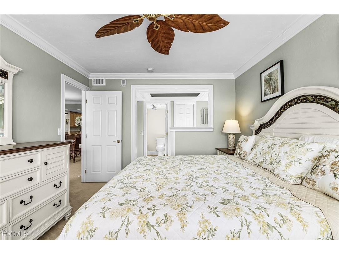 4263 Bay Beach Lane #1014 Fort Myers Beach FL 33931 2025021187 image8