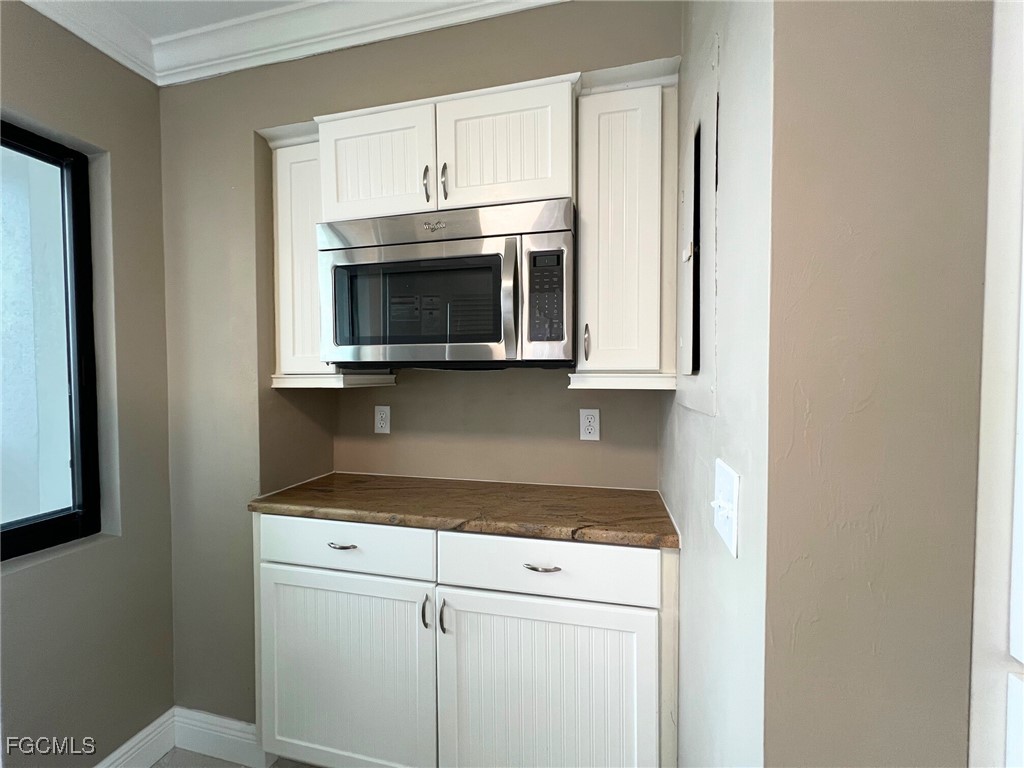 4263 Bay Beach Lane #413 Fort Myers Beach FL 33931 2025003761 image10