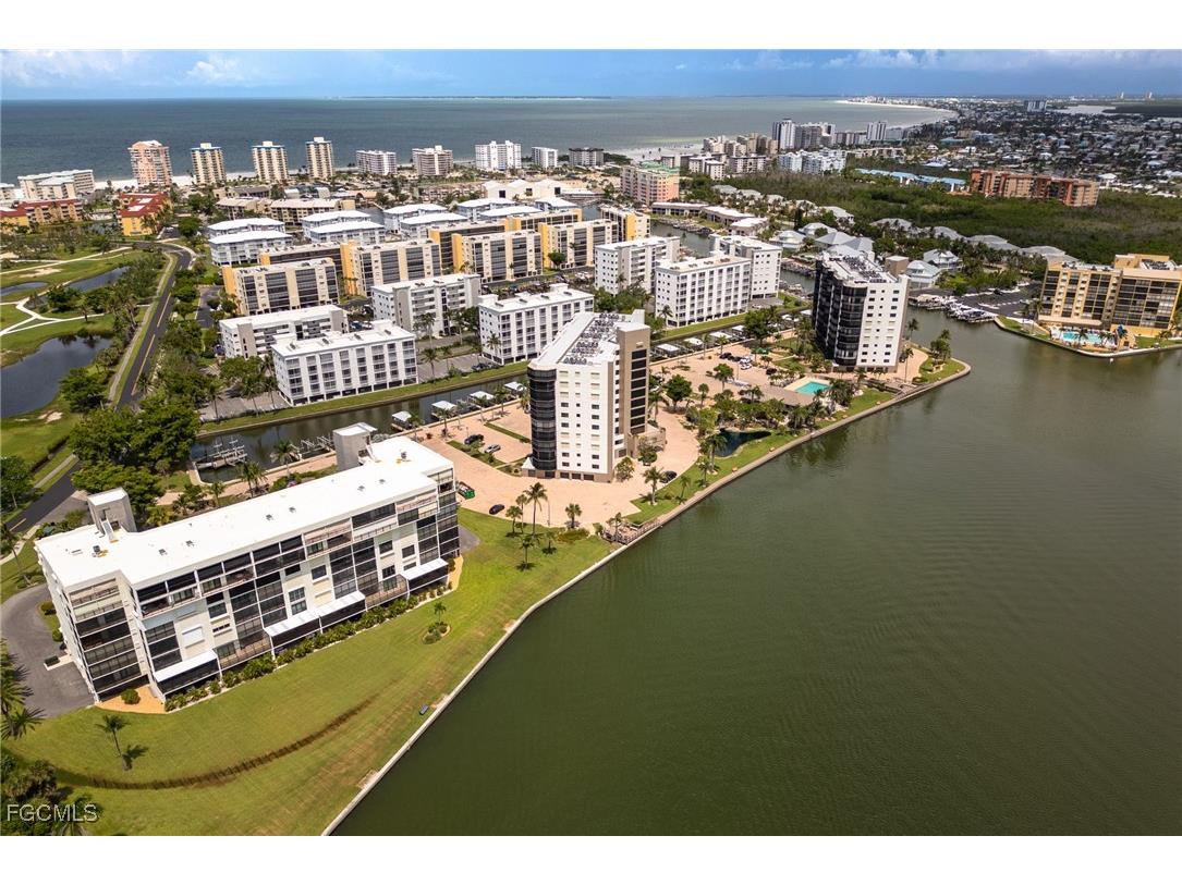 4263 Bay Beach Lane #413 Fort Myers Beach FL 33931 2025003761 image34