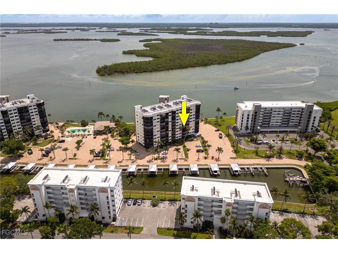 4263 Bay Beach Lane #413 Fort Myers Beach FL 33931 2025003761 image4