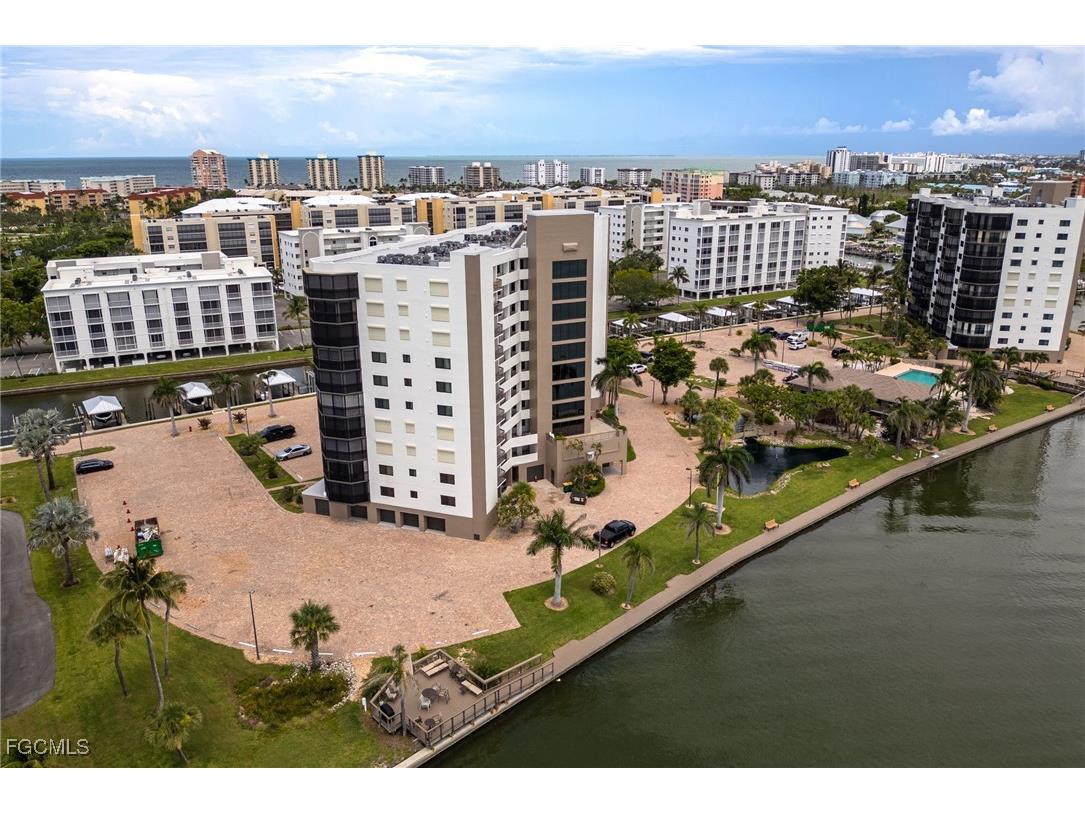 4263 Bay Beach Lane #413 Fort Myers Beach FL 33931 2025003761 image40