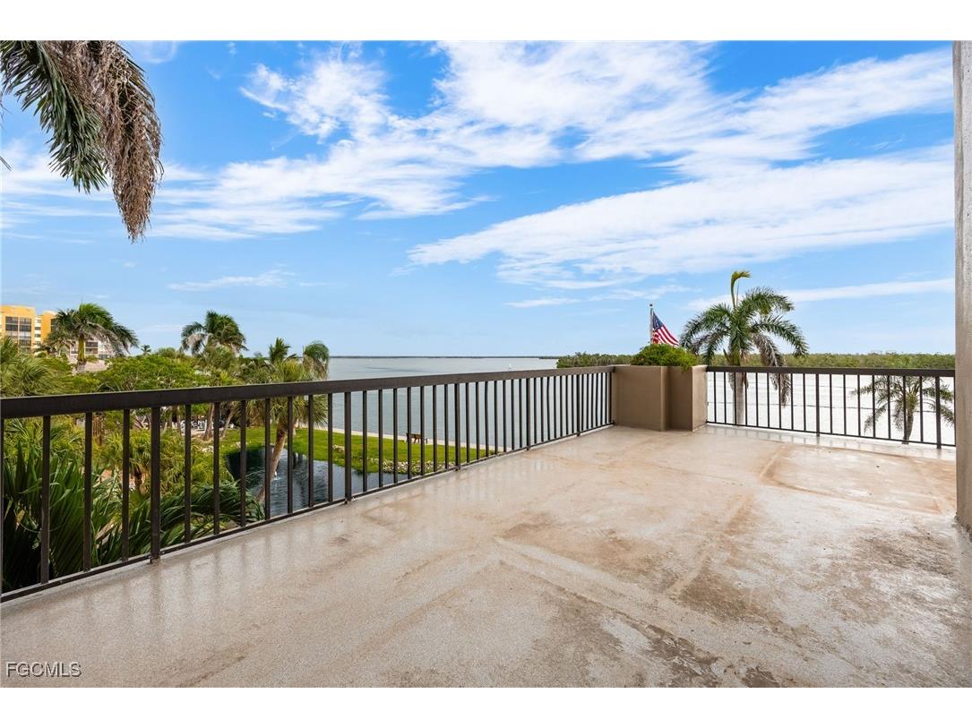 4263 Bay Beach Lane #413 Fort Myers Beach FL 33931 2025003761 image42