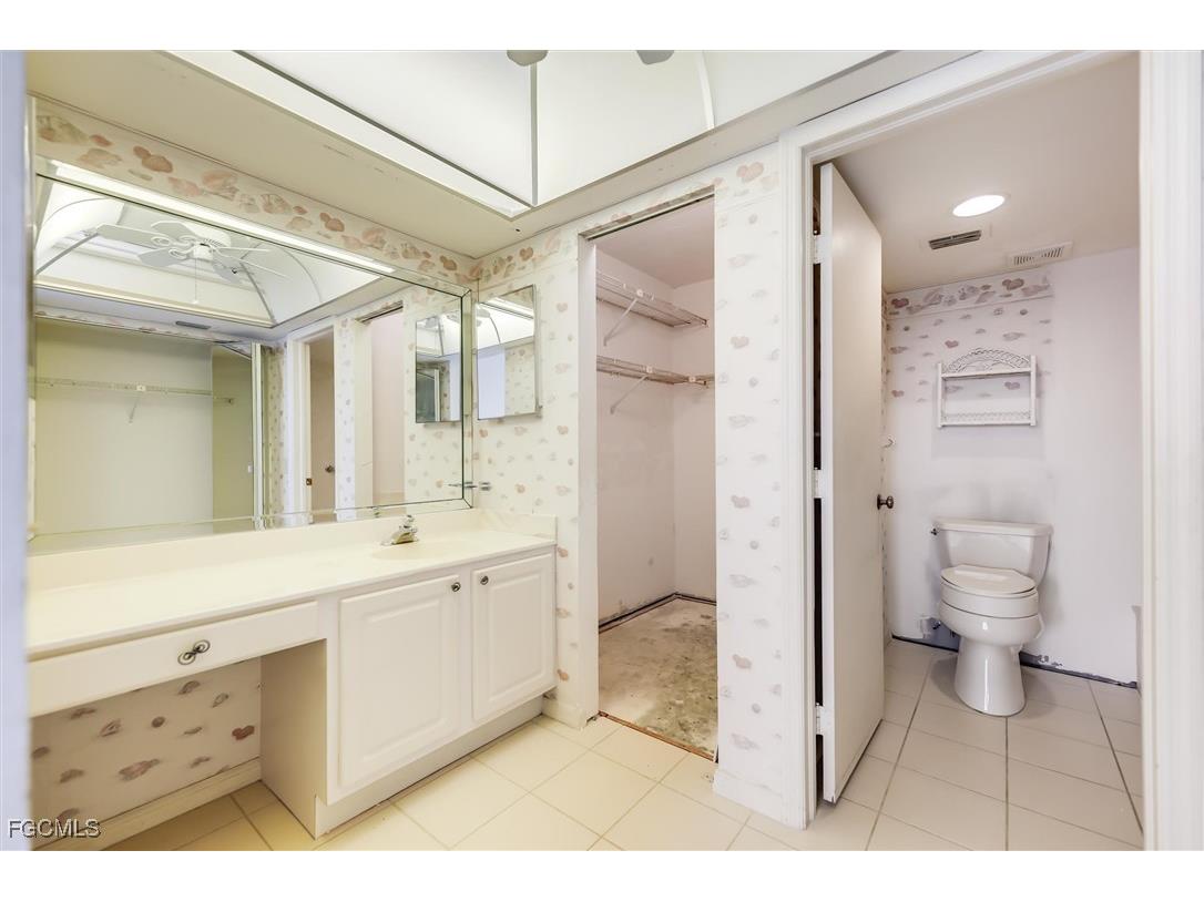 4263 Bay Beach Lane #713 Fort Myers Beach FL 33931 2025007861 image18