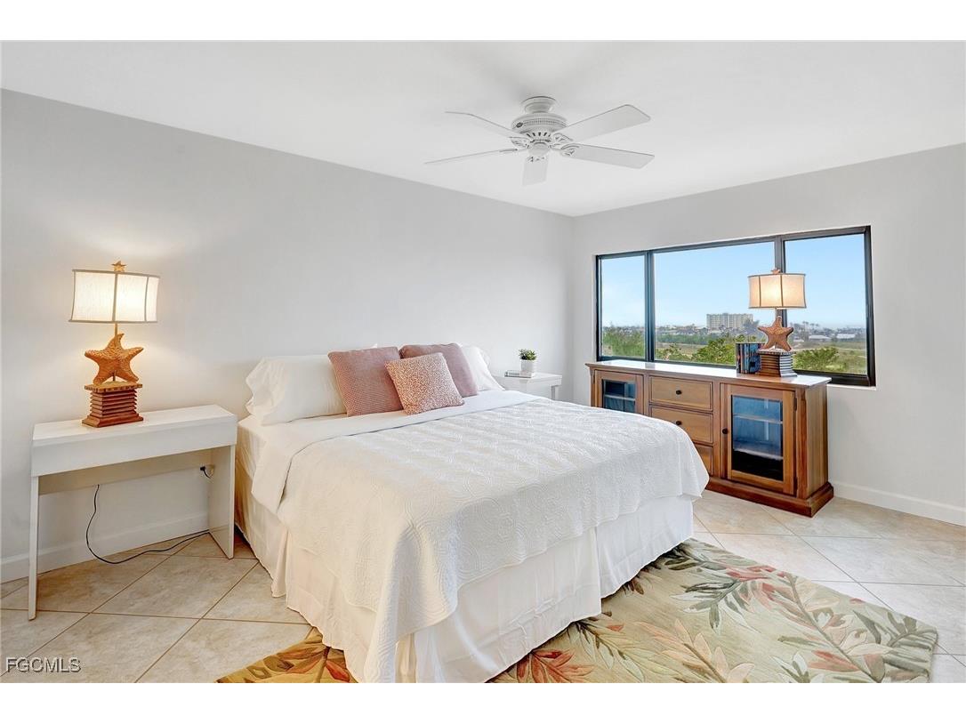 4263 Bay Beach Lane #714 Fort Myers Beach FL 33931 2025013805 image24
