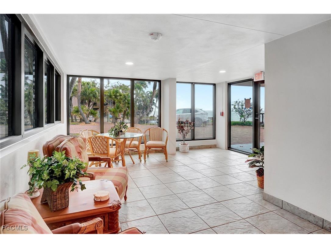 4263 Bay Beach Lane #714 Fort Myers Beach FL 33931 2025013805 image33