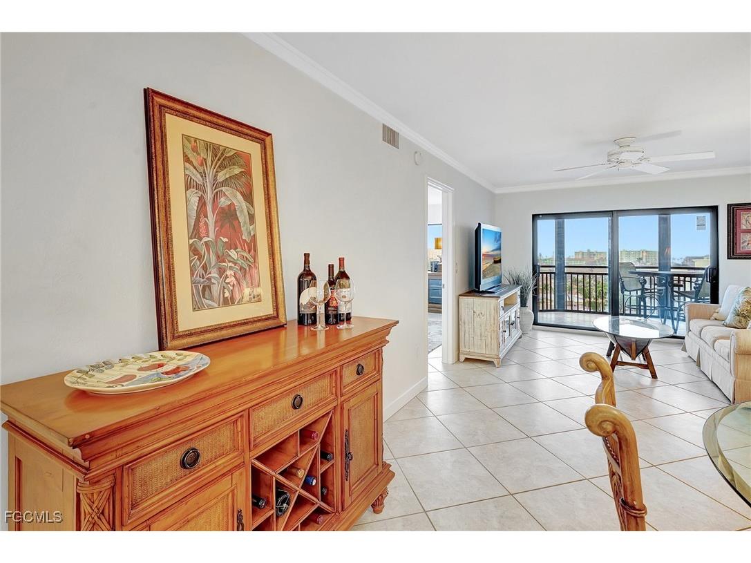 4263 Bay Beach Lane #714 Fort Myers Beach FL 33931 2025013805 image7