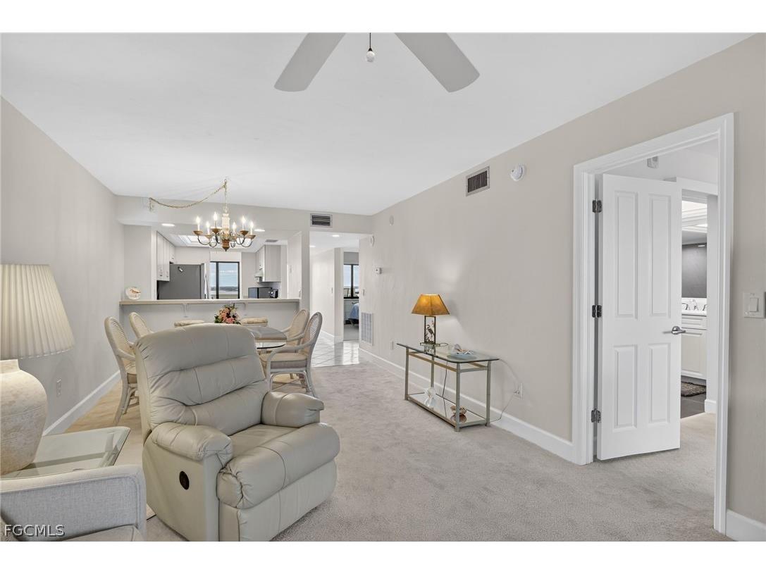 4263 Bay Beach Lane #815 Fort Myers Beach FL 33931 2026012839 image10