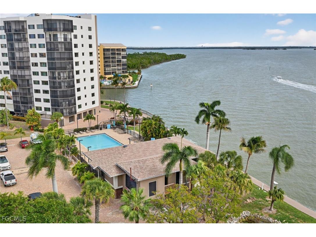 4263 Bay Beach Lane #815 Fort Myers Beach FL 33931 2026012839 image2