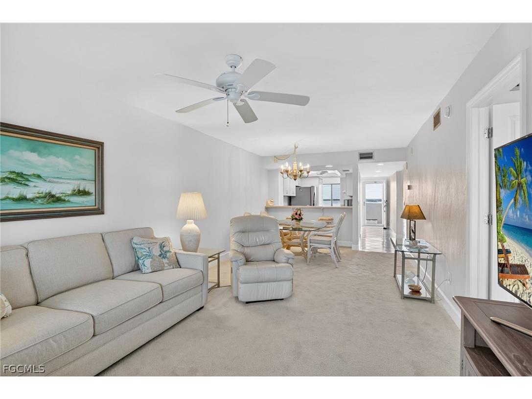 4263 Bay Beach Lane #815 Fort Myers Beach FL 33931 2026012839 image8