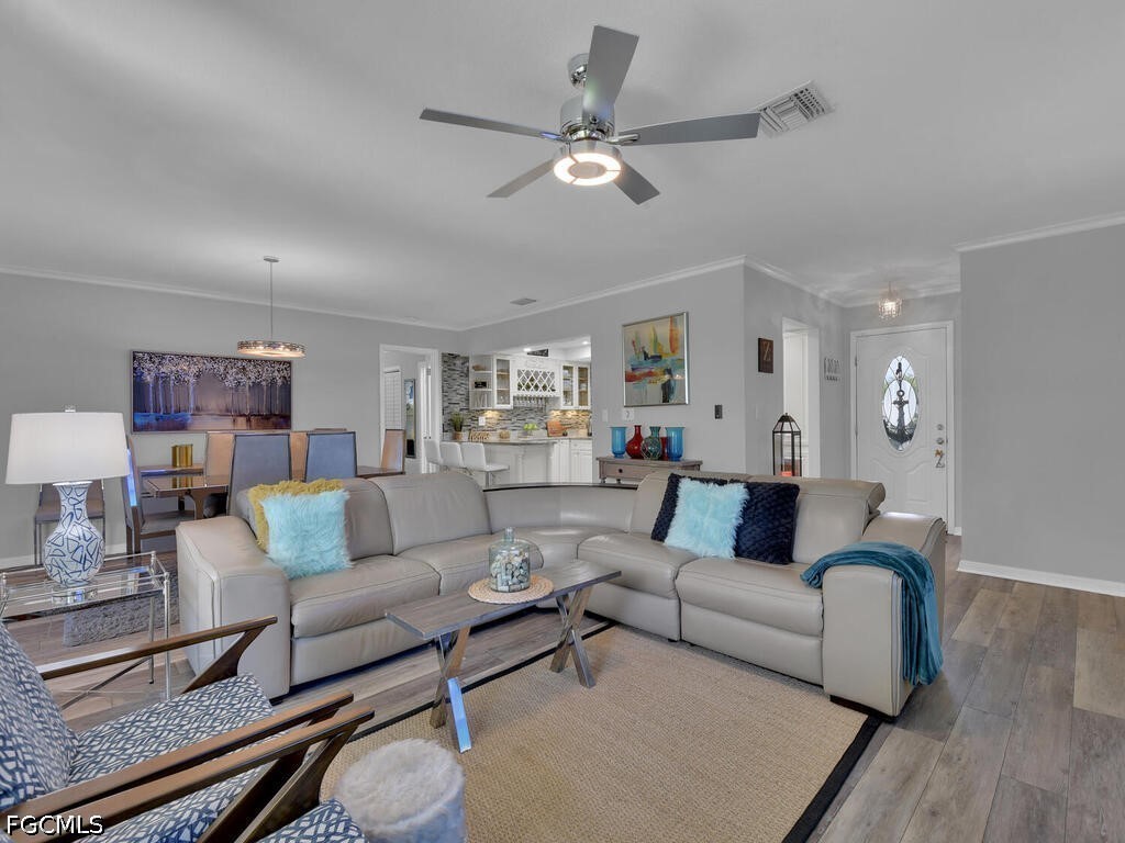 4263 Island Circle #D Fort Myers FL 33919 2026015450 image17