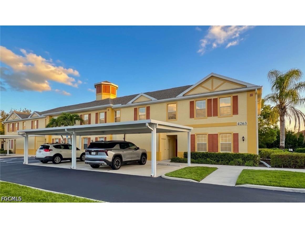 4263 Liron Avenue #102 Fort Myers FL 33916 2026024846 image1