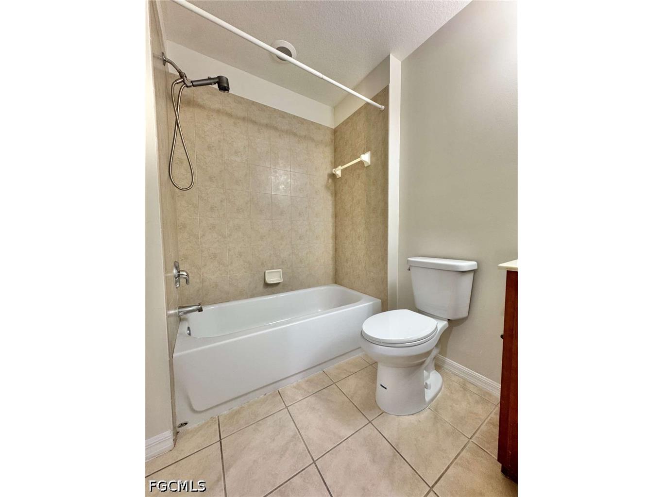 4263 Liron Avenue #102 Fort Myers FL 33916 2026024846 image11