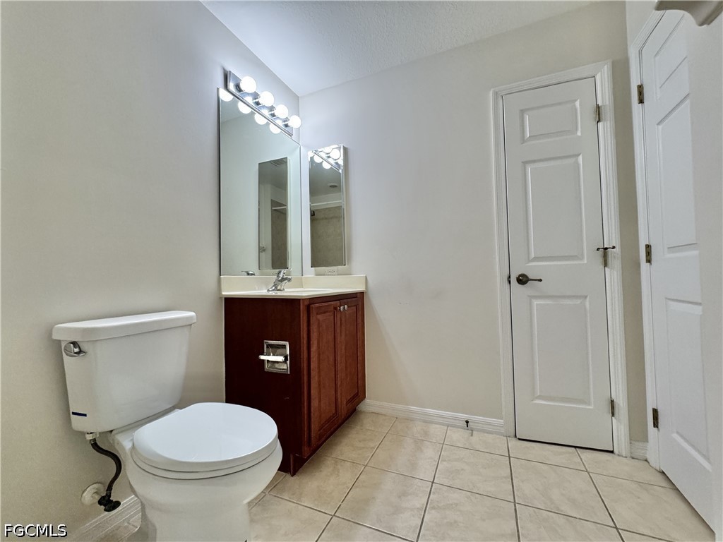 4263 Liron Avenue #102 Fort Myers FL 33916 2026024846 image39
