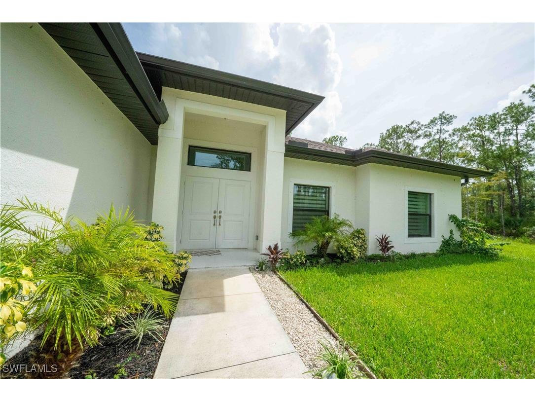 4264 8th Avenue NE Naples FL 34120 225069092 image3