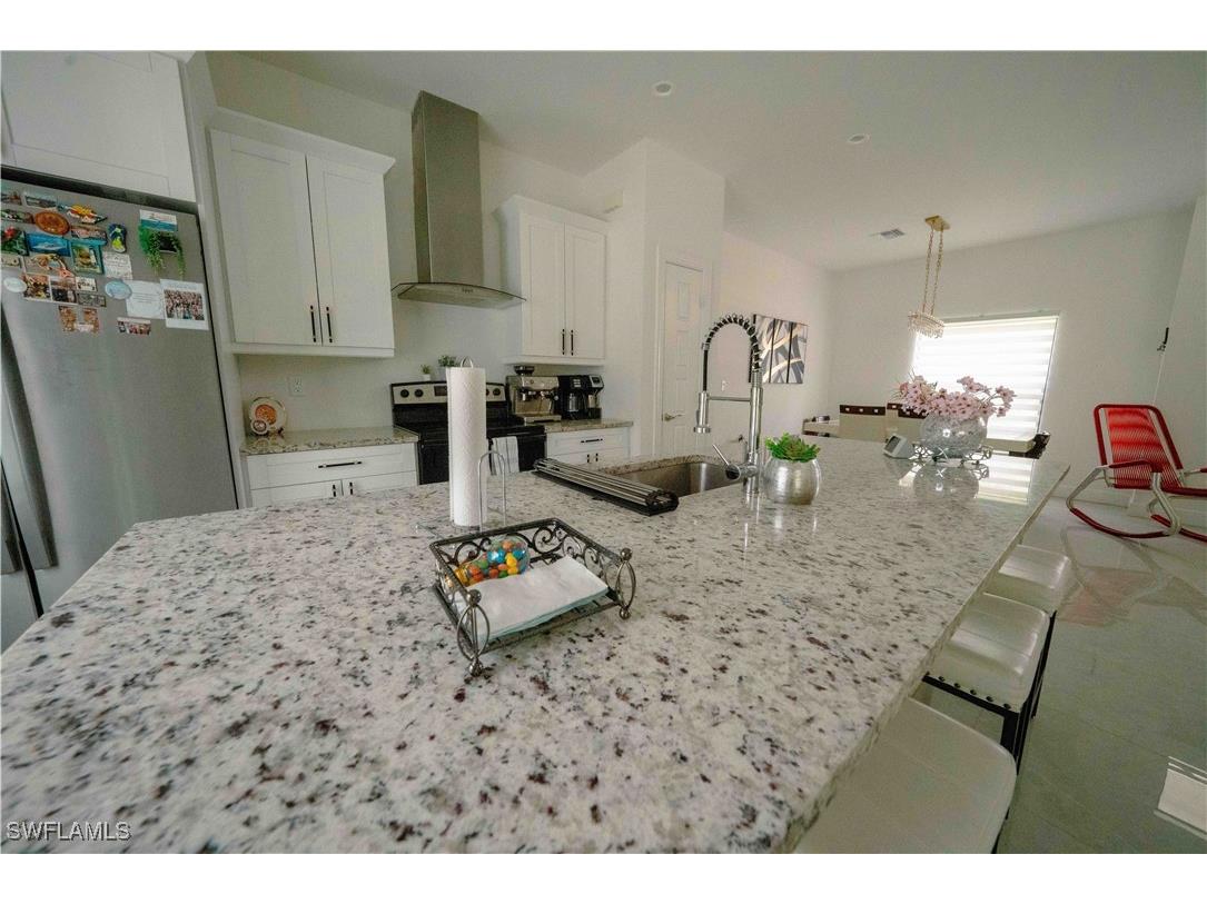 4264 8th Avenue NE Naples FL 34120 225069092 image8