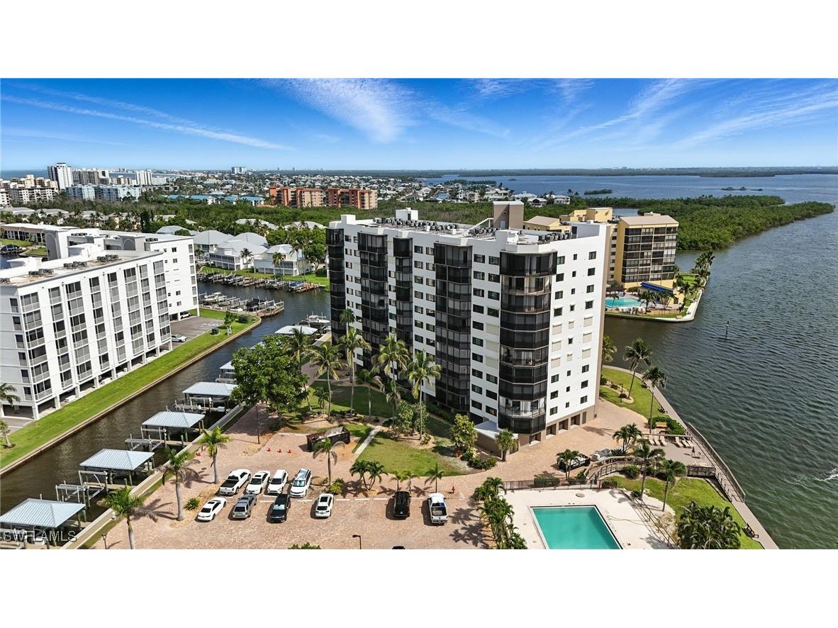 4265 Bay Beach Lane #226 Fort Myers Beach FL 33931 225058608 image2