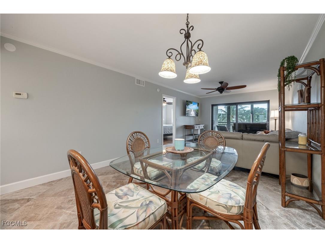 4265 Bay Beach Lane #425 Fort Myers Beach FL 33931 2025007020 image27