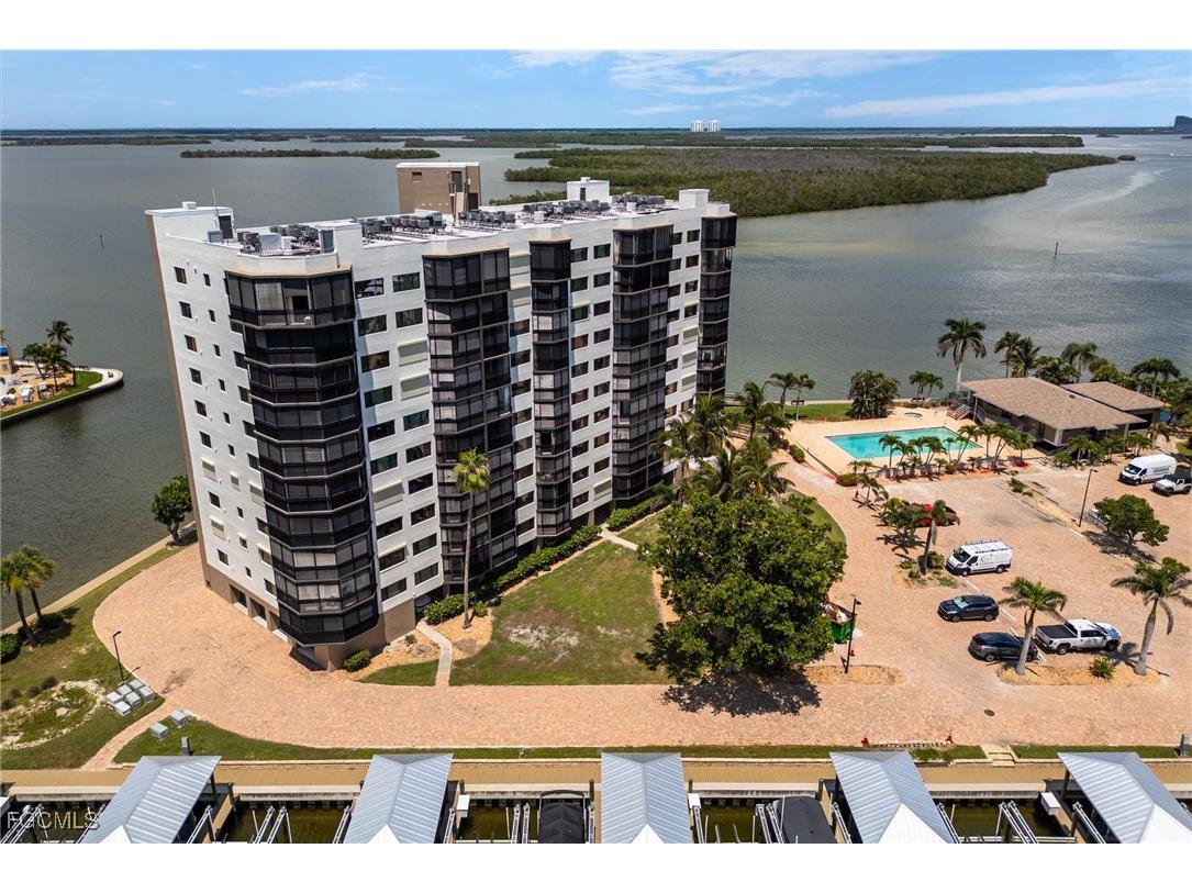 4265 Bay Beach Lane #425 Fort Myers Beach FL 33931 2025007020 image4