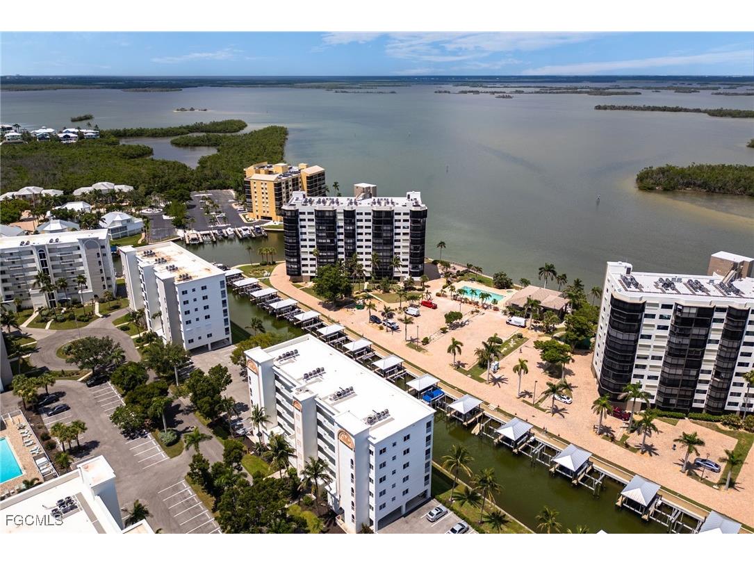 4265 Bay Beach Lane #425 Fort Myers Beach FL 33931 2025007020 image47