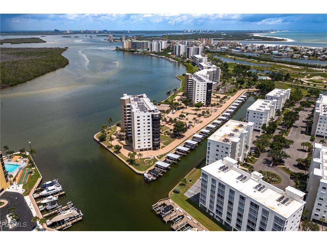 4265 Bay Beach Lane #425 Fort Myers Beach FL 33931 2025007020 image50
