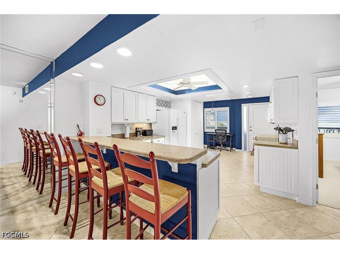 4265 Bay Beach Lane #522 Fort Myers Beach FL 33931 2025021189 image3