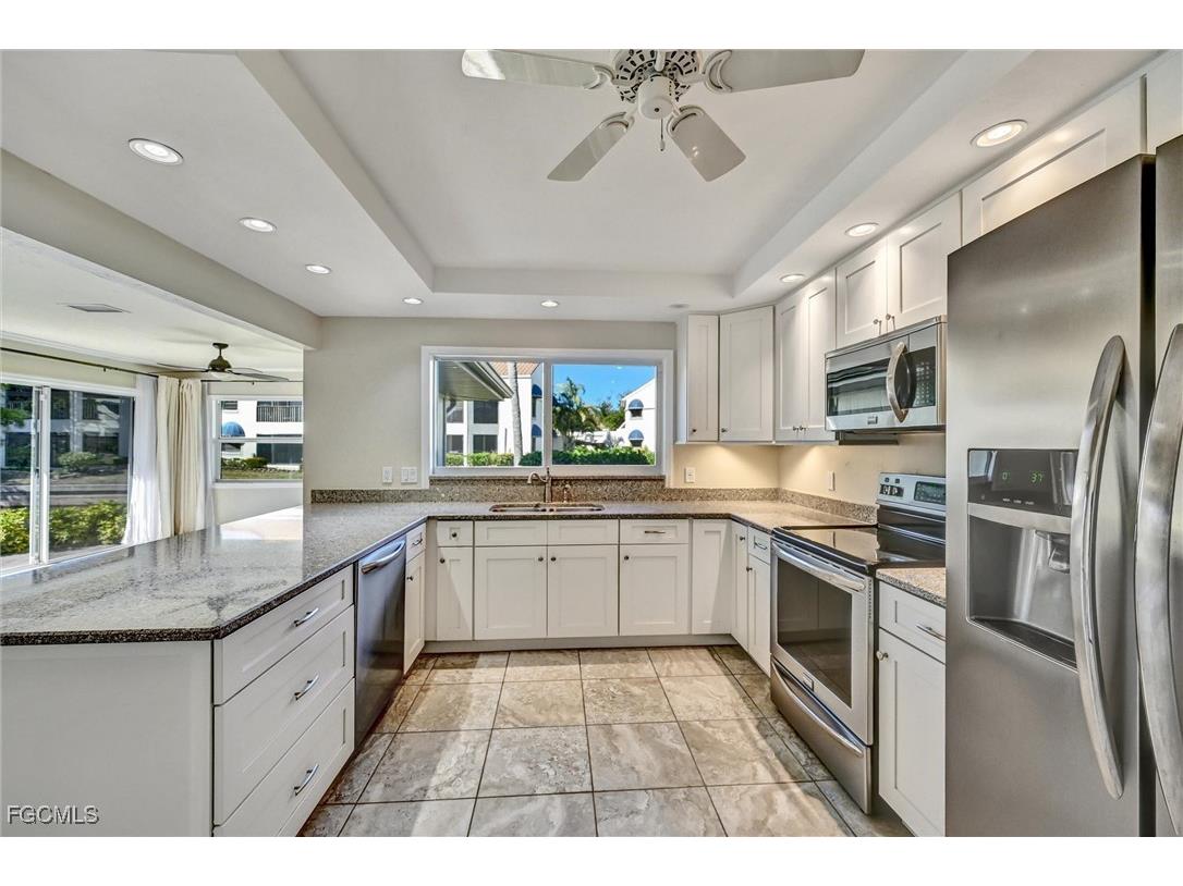 4265 Island Circle #B Fort Myers FL 33919 2026003822 image12