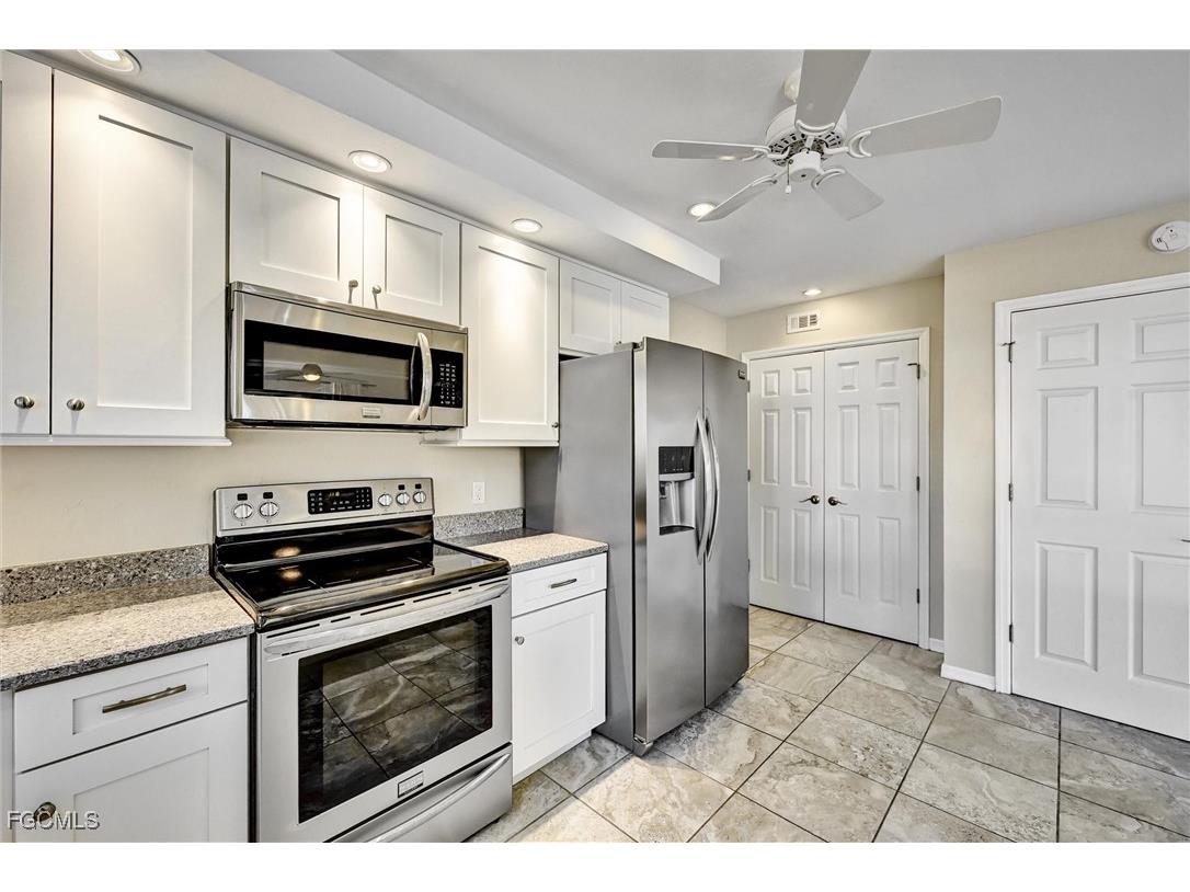 4265 Island Circle #B Fort Myers FL 33919 2026003822 image13
