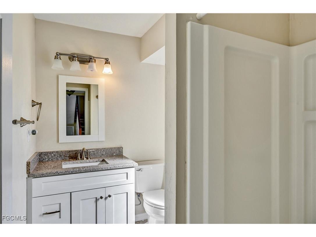 4265 Island Circle #B Fort Myers FL 33919 2026003822 image17