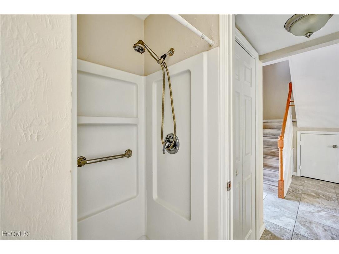 4265 Island Circle #B Fort Myers FL 33919 2026003822 image19