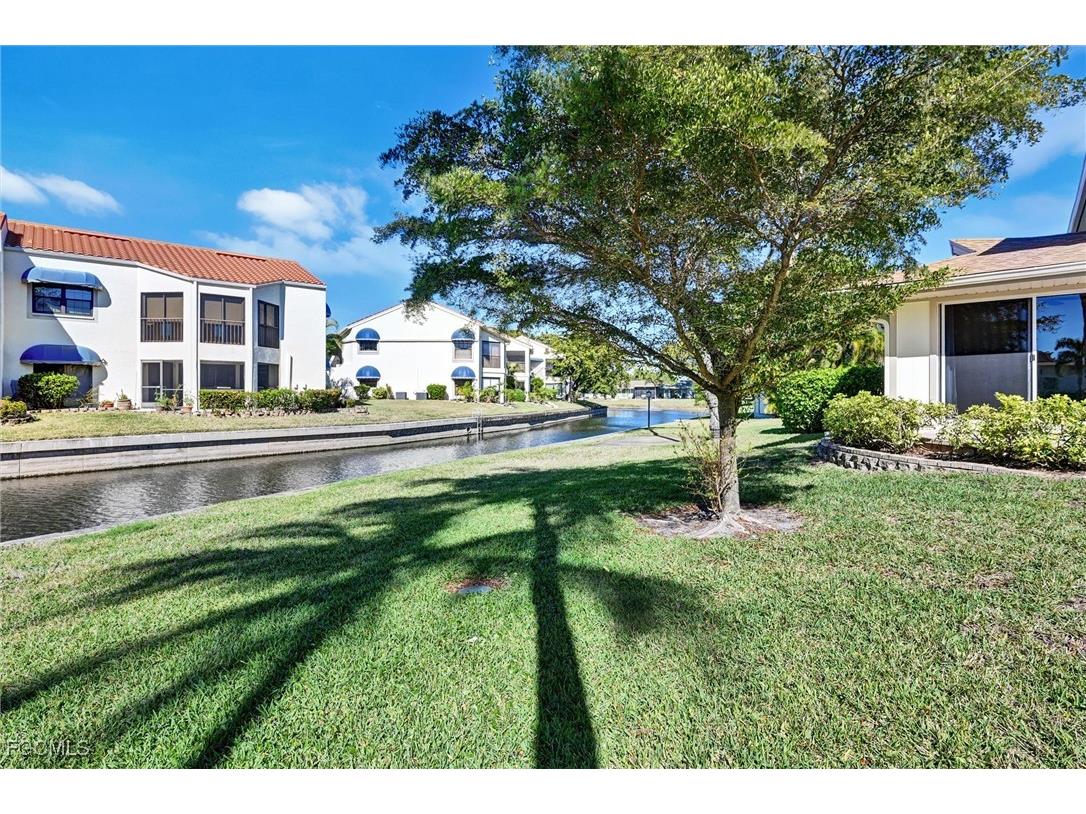 4265 Island Circle #B Fort Myers FL 33919 2026003822 image34