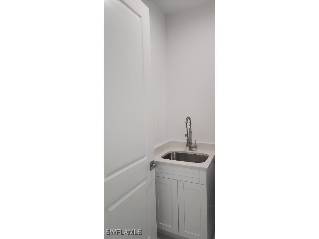 4266 4th Avenue SE Naples FL 34117 224089454 image11