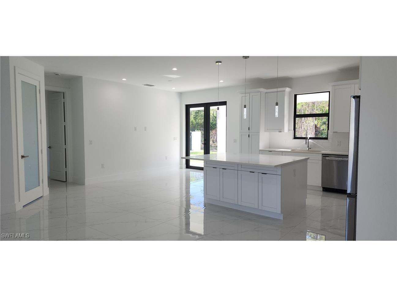 4266 4th Avenue SE Naples FL 34117 224089454 image3