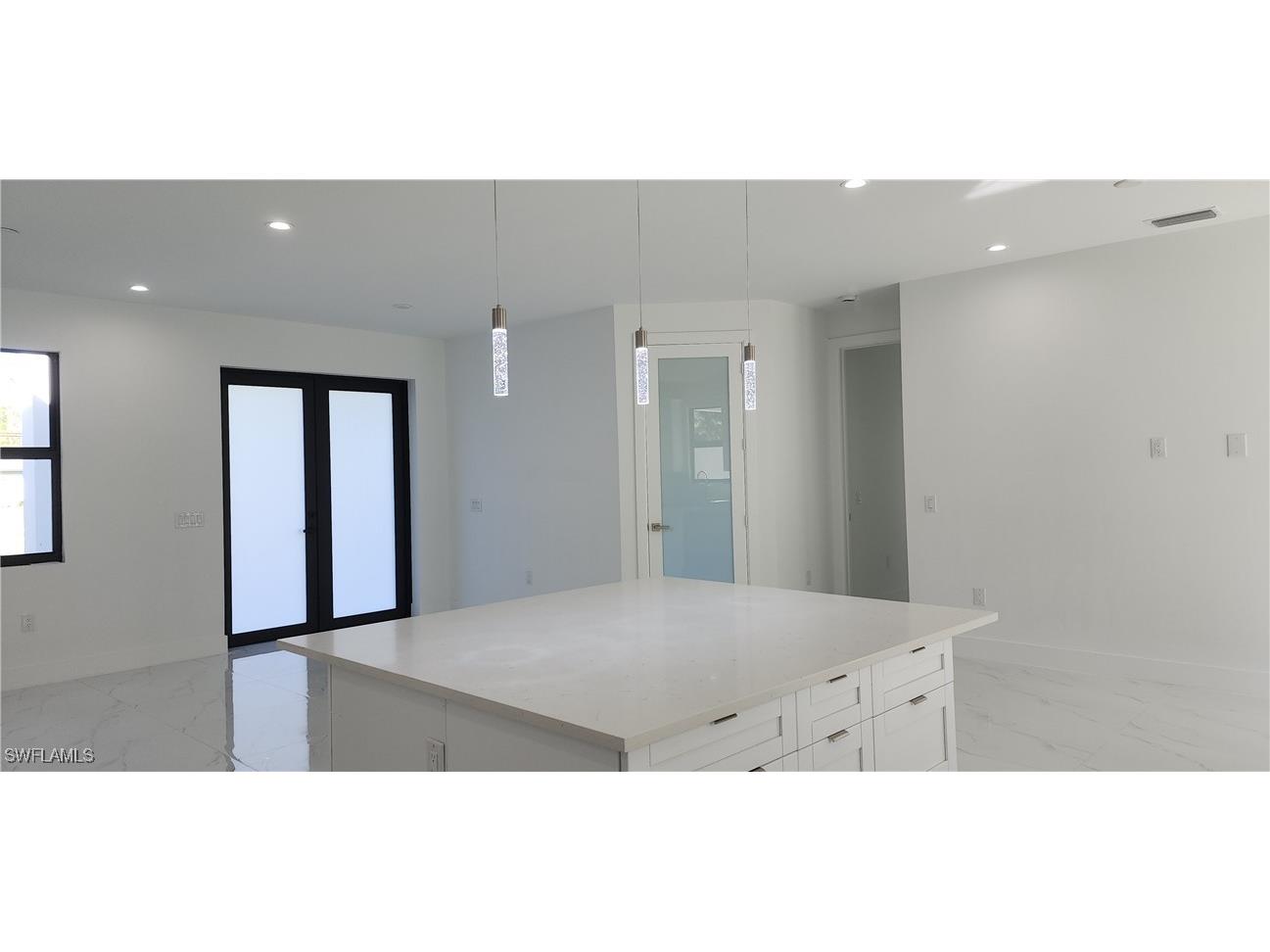 4266 4th Avenue SE Naples FL 34117 224089454 image4